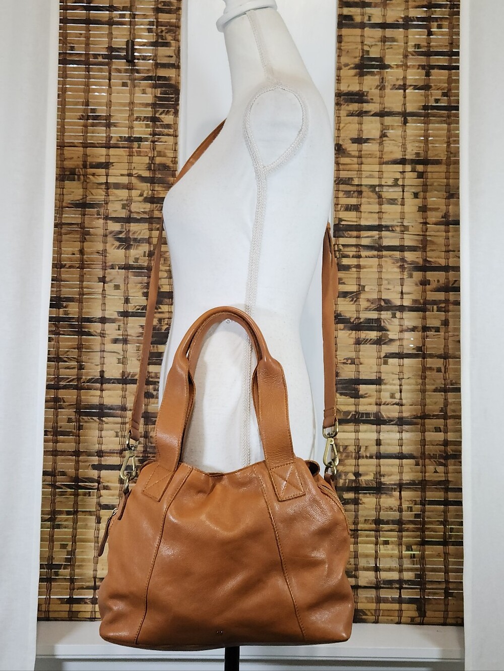 Vilenca Holland Genuine Tan Leather Convertible Crossbody Satchel Bag - Picture 2 of 13